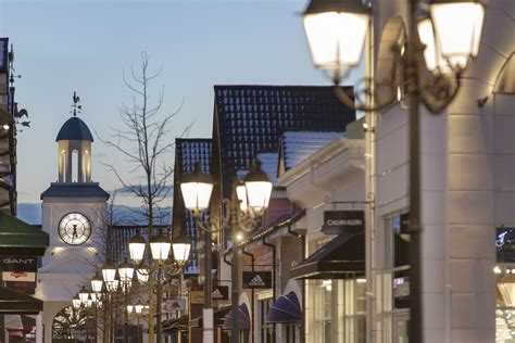 mcarthurglen stores near me.